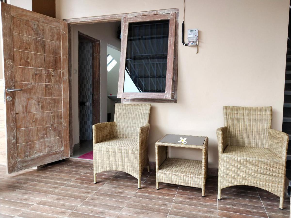 Lidah Lokal Guest House Singaraja Bagian luar foto