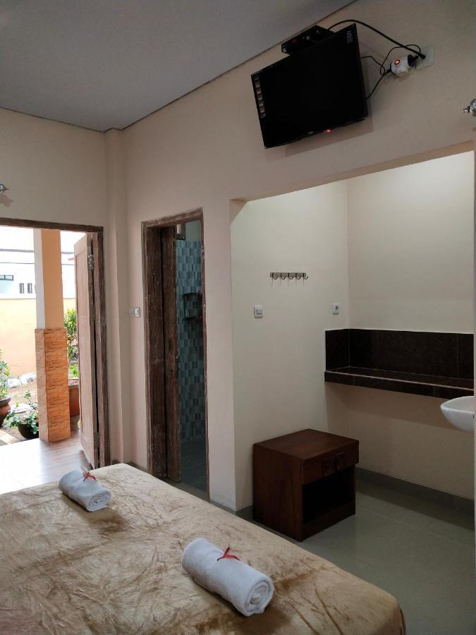 Lidah Lokal Guest House Singaraja Bagian luar foto